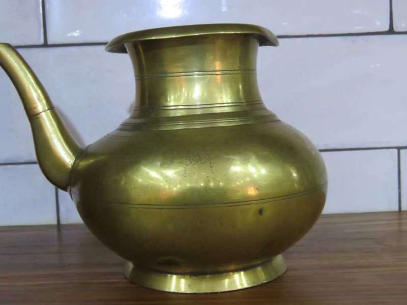 BRASS WATER POT