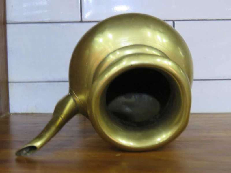 BRASS WATER POT