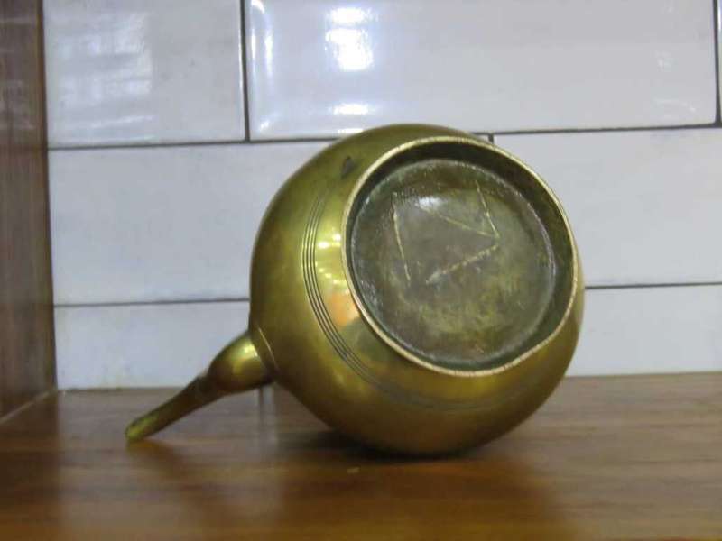 BRASS WATER POT