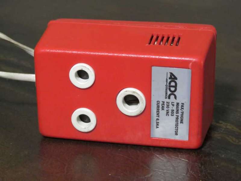 Dedicated Mains Filter with 15 Amp Plug Red