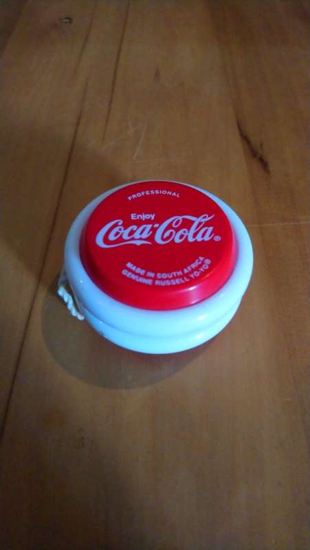 Vintage Coca Cola Genuine Russel Yo-Yo