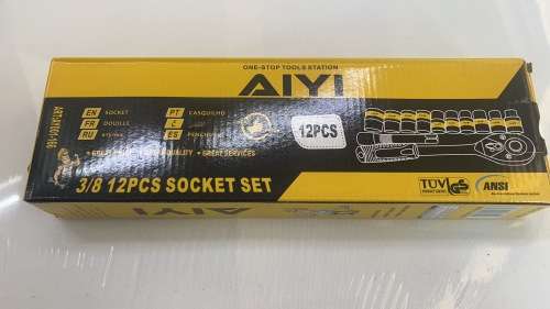 12 pcs 3/8 Ratchet handle with sockets set