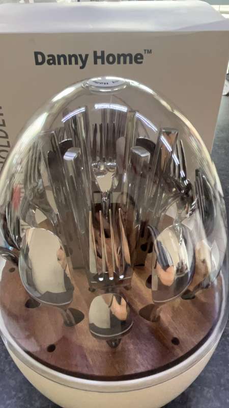 24 Pieces Stainless Steel Cutlery set with stand