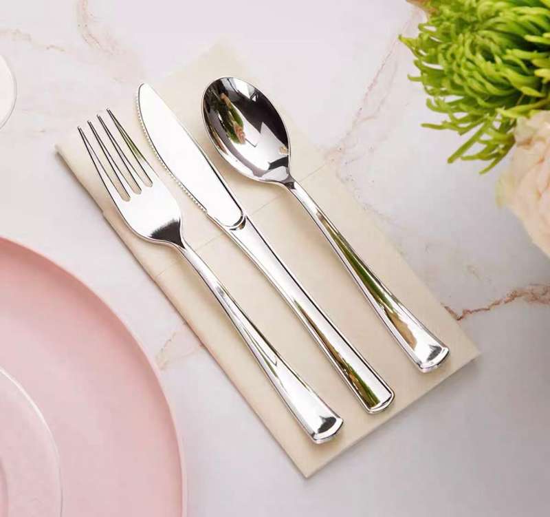 Elegant Silver Plastic Tablespoons ,forks and knives - Set Of 10