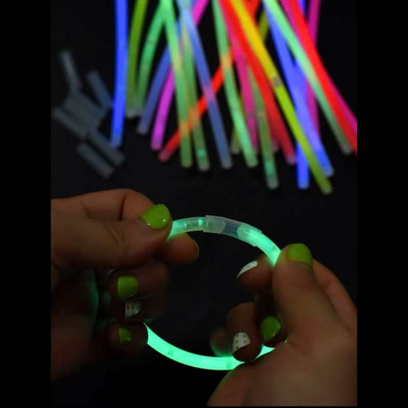100pcs glow stick  /glow in the dark for party