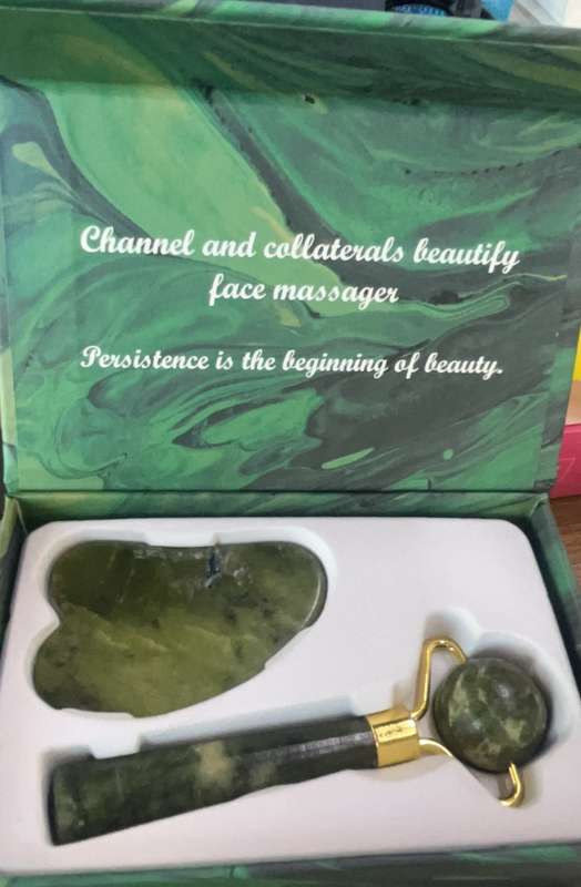 Real Mineral Stone Face Roller & Gua Sha Set