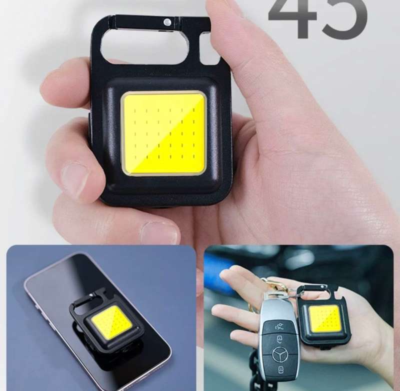 Rechargeable keychain light