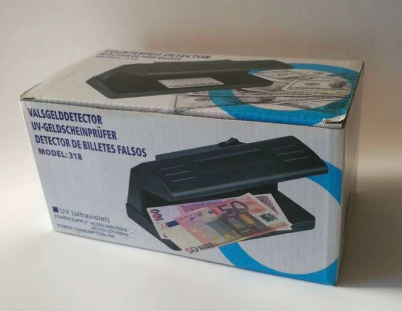 UV Light Practical Counterfeit Money Detector