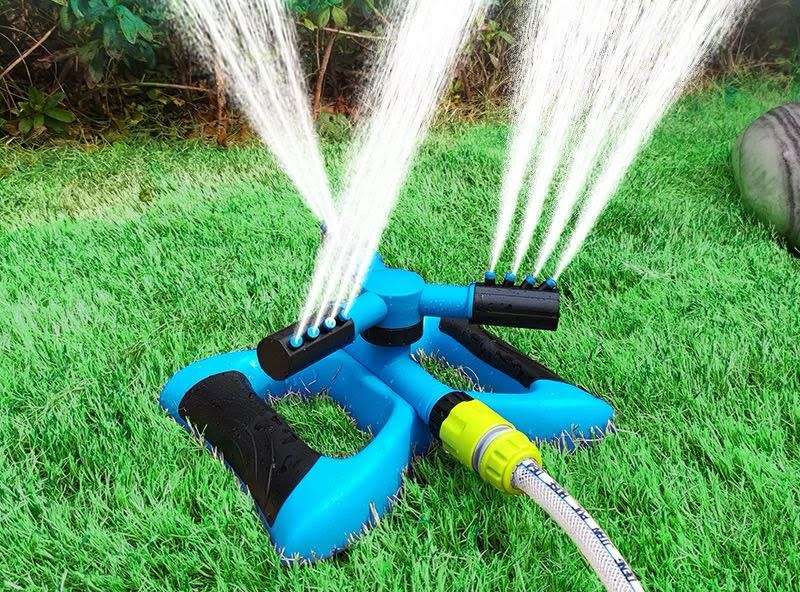 Garden Plants Grass and Lawn Water Sprinkler 360 Rotating System