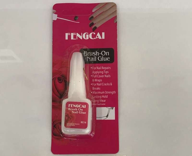 Brush On Nail Glue