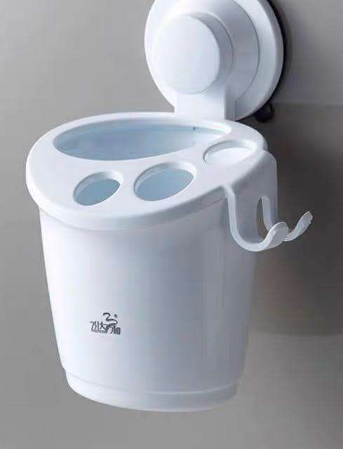Toothbrush holder with suction cup /BATHLUX