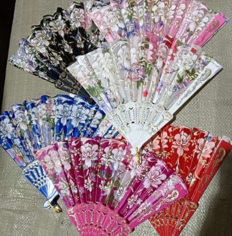 Keel Fan Chinese Style Lace Fan Printed Gold Powder Plastic  / assortment flowers