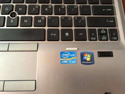 HP Professional Core i7 EliteBook Laptop - 2560p
