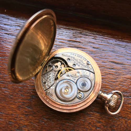 Elgin National Watch Company Collectible Pocket Watch - Year 1909 - Working Condition