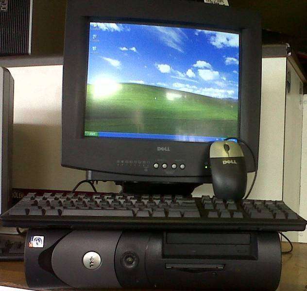 **LATE ENTRY** Complete DELL Desktop