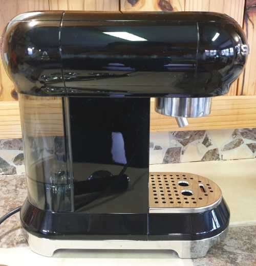 Smeg Retro Espresso Coffee Machine-Glossy Black Secondhand Good Condition