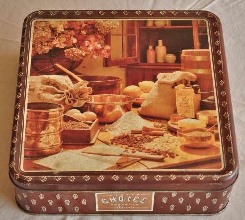 Vintage Pyotts Choice Assorted Biscuit Tin
