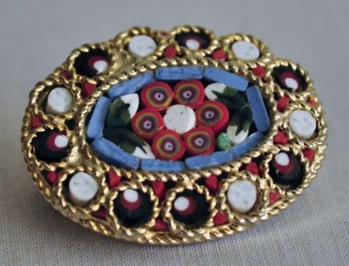 Vintage gold tone Italian micromosiac Millefiori brooch pin