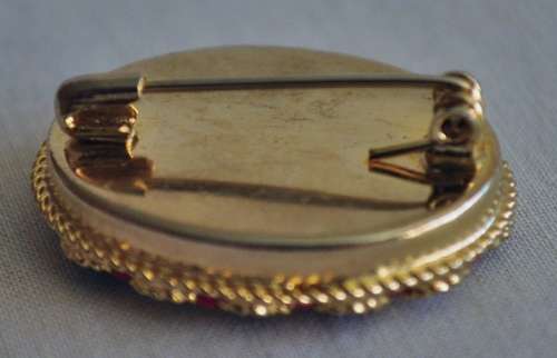 Vintage gold tone Italian micromosiac Millefiori brooch pin