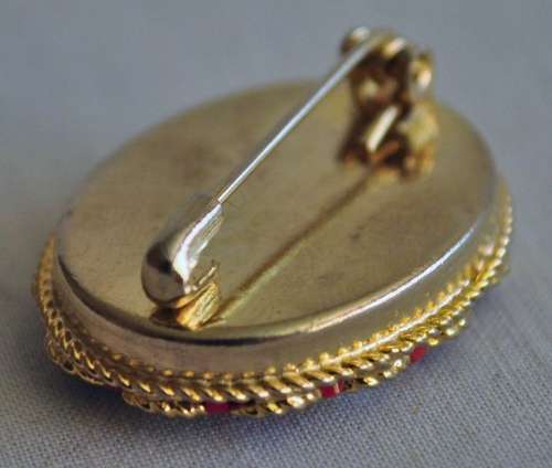 Vintage gold tone Italian micromosiac Millefiori brooch pin
