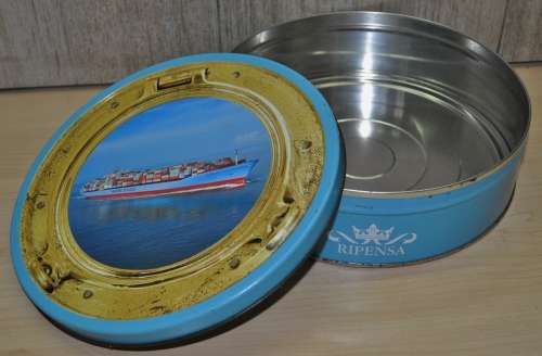 Collectible Ripensa Danish Butter Cookie tin commemorating the MAERSK Sealand Container Ship