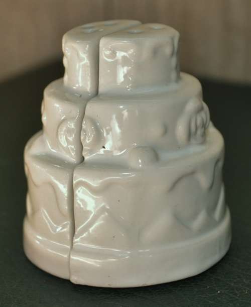 Collectible Porcelain Wedding Cake Salt and Pepper