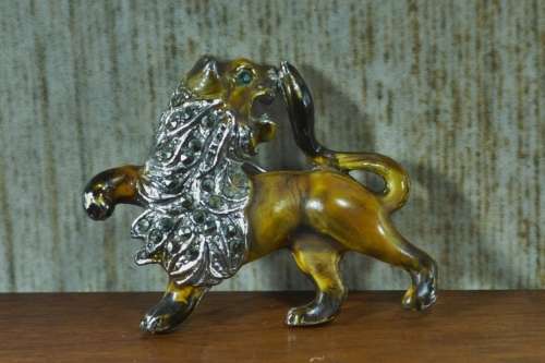 Vintage 1950s Signed BJL B  Bohemian Jewellers Ltd enamel and marcasite Lion/Leo brooch pin