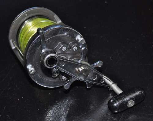 Vintage Daiwa Magforce Sealine SMF 250 Fishing Reel