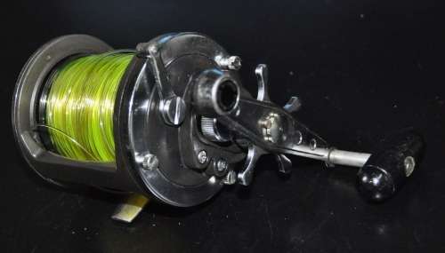 Vintage Daiwa Magforce Sealine SMF 250 Fishing Reel