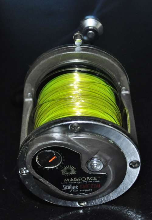 Vintage Daiwa Magforce Sealine SMF 250 Fishing Reel