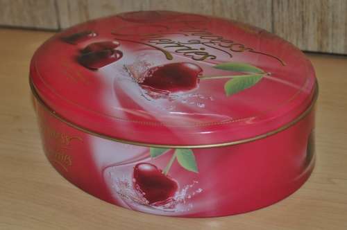 Collectible Magnat Princess of Cherries, Cherry Pralines Embossed Tin