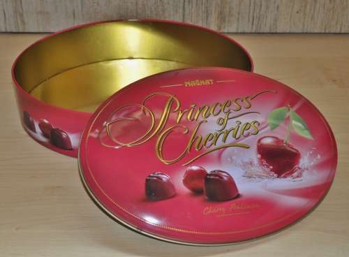 Collectible Magnat Princess of Cherries, Cherry Pralines Embossed Tin