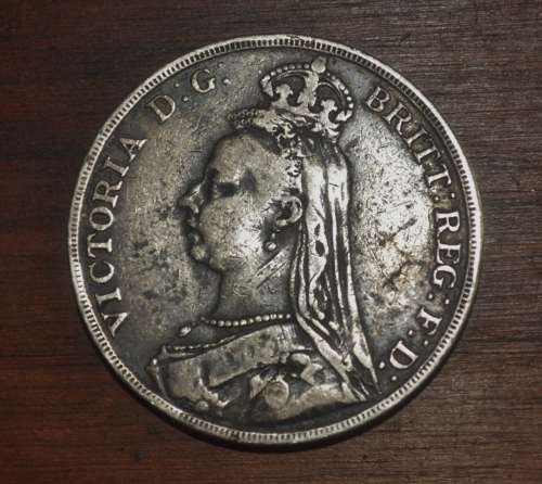 1891 Queen Victoria British Silver `Jubilee Head` Crown - 566 000 Minted