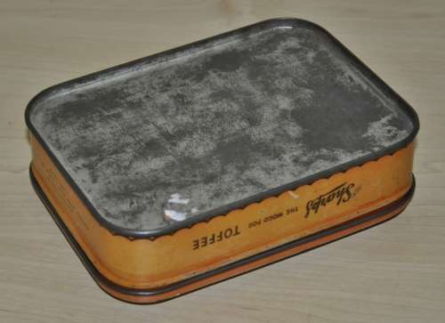 Rare find - Vintage Sharps Super-Kreem Assorted Toffee Tin C1940