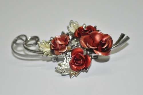Vintage Silver Tone and Red Metal Rose Bouquet Brooch Pin