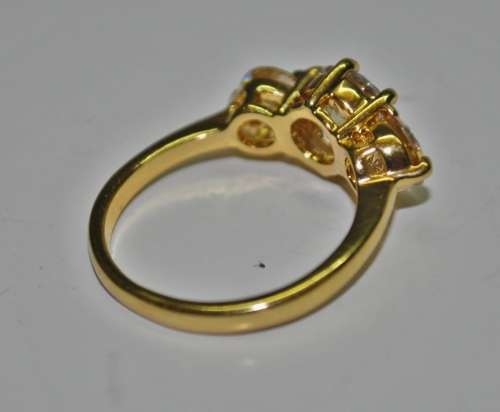 Vintage Gold Tone Trilogy Ring Signed Honey