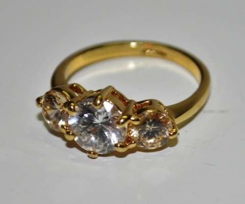 Vintage Gold Tone Trilogy Ring Signed Honey