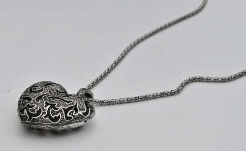 Vintage Antique Silver tone Heart Pendant Necklace