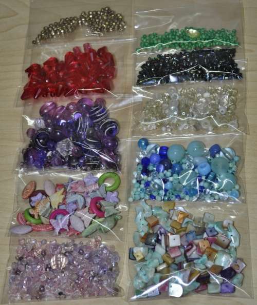 Bulk lot of vintage beads and other jewellery crafting materials