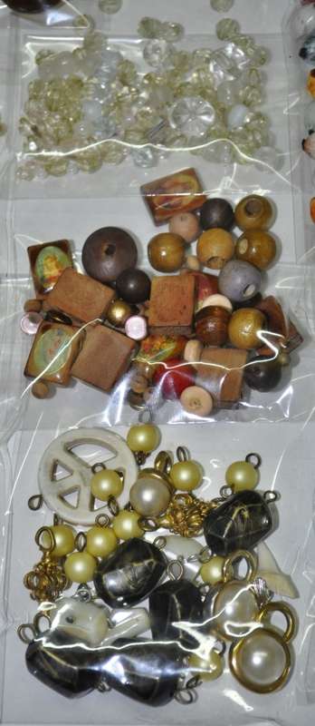 Bulk lot of vintage beads and other jewellery crafting materials