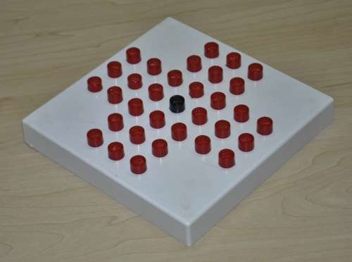 Vintage, Collectible Hi-Q Strategy Game No. 6920 c1970 by Kohner Bros. Made in the US