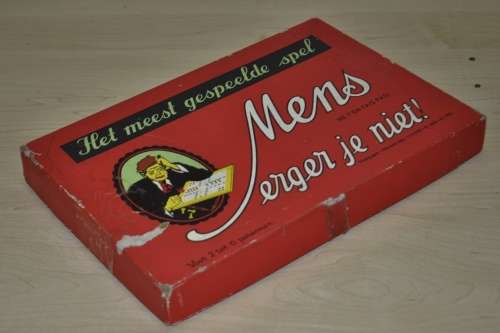 Vintage, Collectible Mens Erger Je Niet Strategy Board Game Made in Holland c1970
