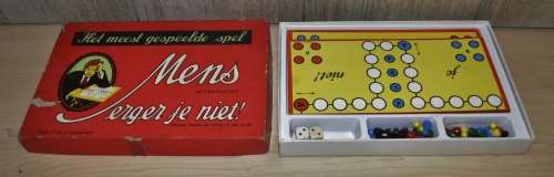 Vintage, Collectible Mens Erger Je Niet Strategy Board Game Made in Holland c1970