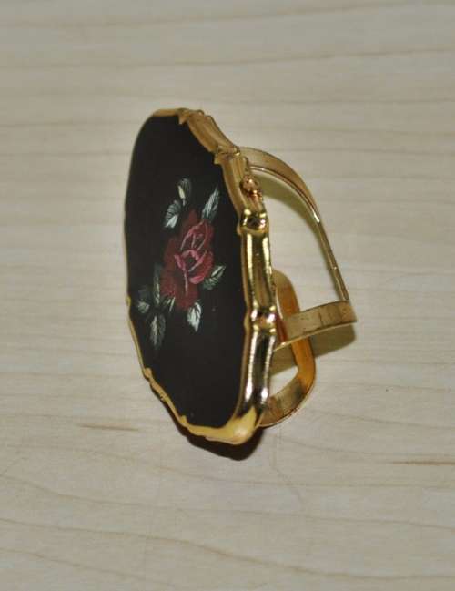 Vintage Gold Tone Stratton Lipstick Compact with Mirror Made in England c1960