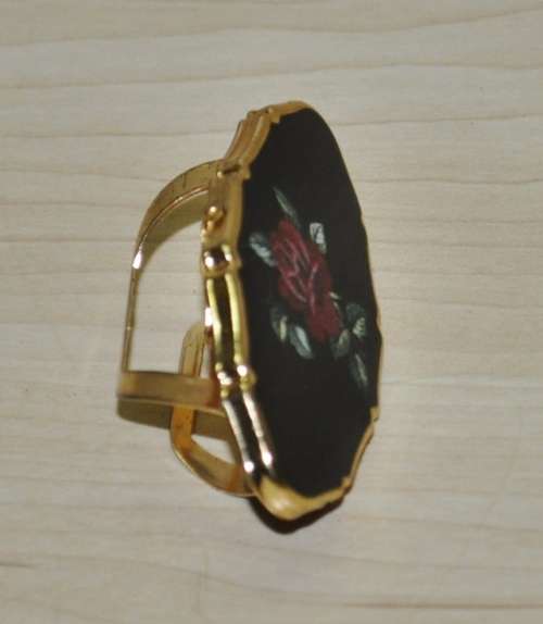 Vintage Gold Tone Stratton Lipstick Compact with Mirror Made in England c1960