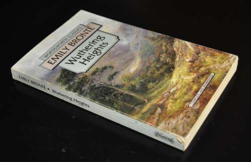 Wuthering Heights by Emily Bronte ISBN 1853260010