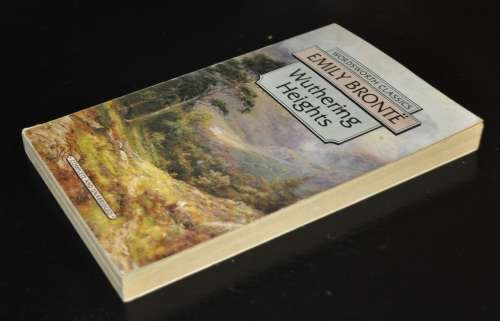 Wuthering Heights by Emily Bronte ISBN 1853260010