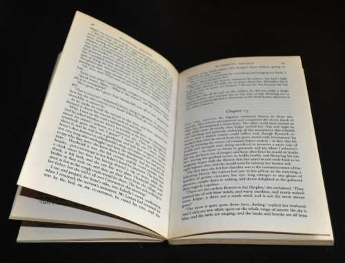 Wuthering Heights by Emily Bronte ISBN 1853260010