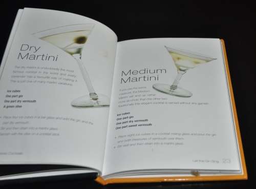 Classic Cocktails by David Biggs ISBN 1843307103
