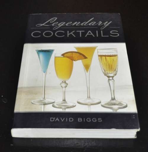 Legendary Cocktails by David Berry ISBN 9781843303749